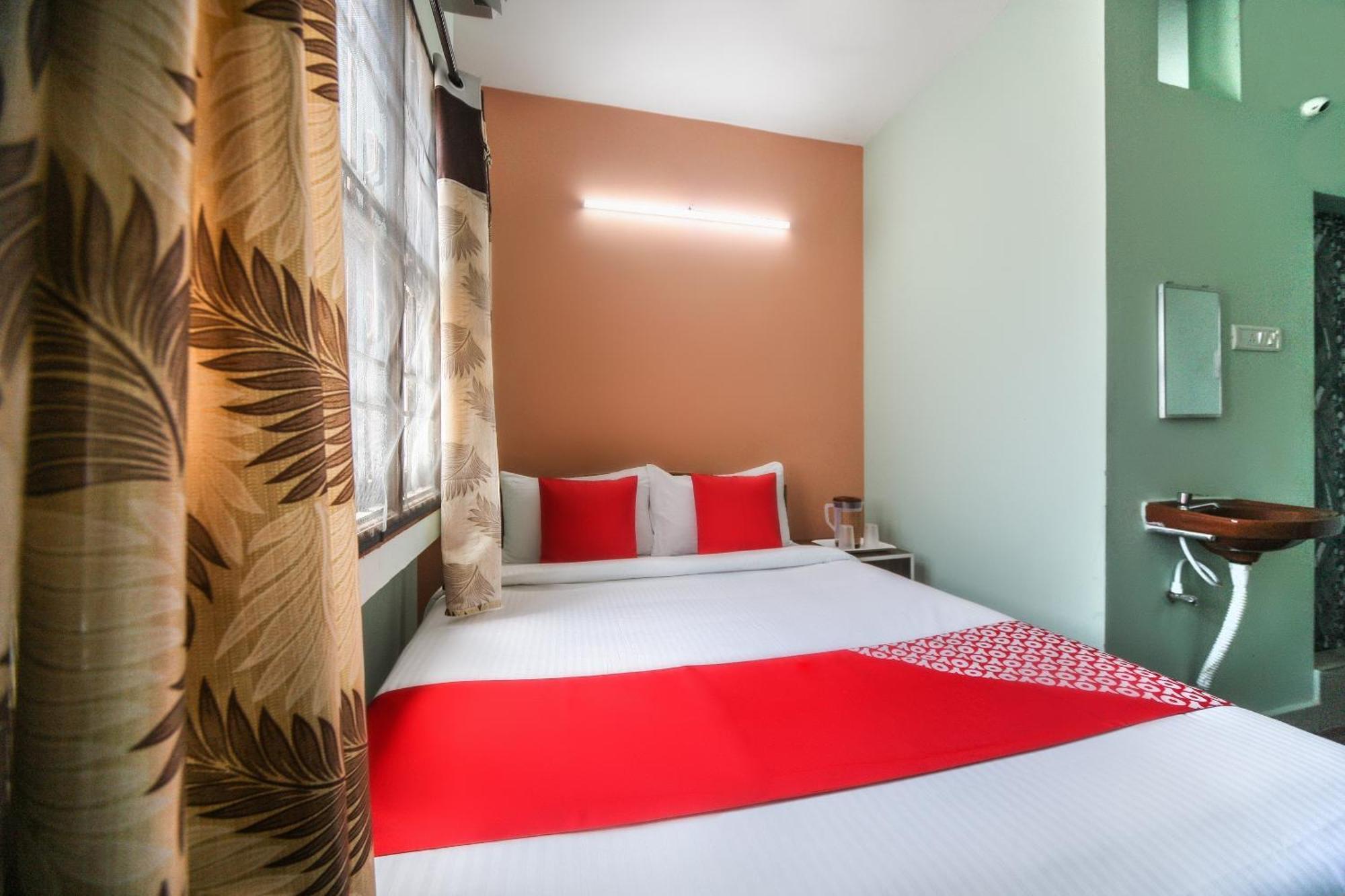Oyo Modern Guest House Chennai Exterior photo