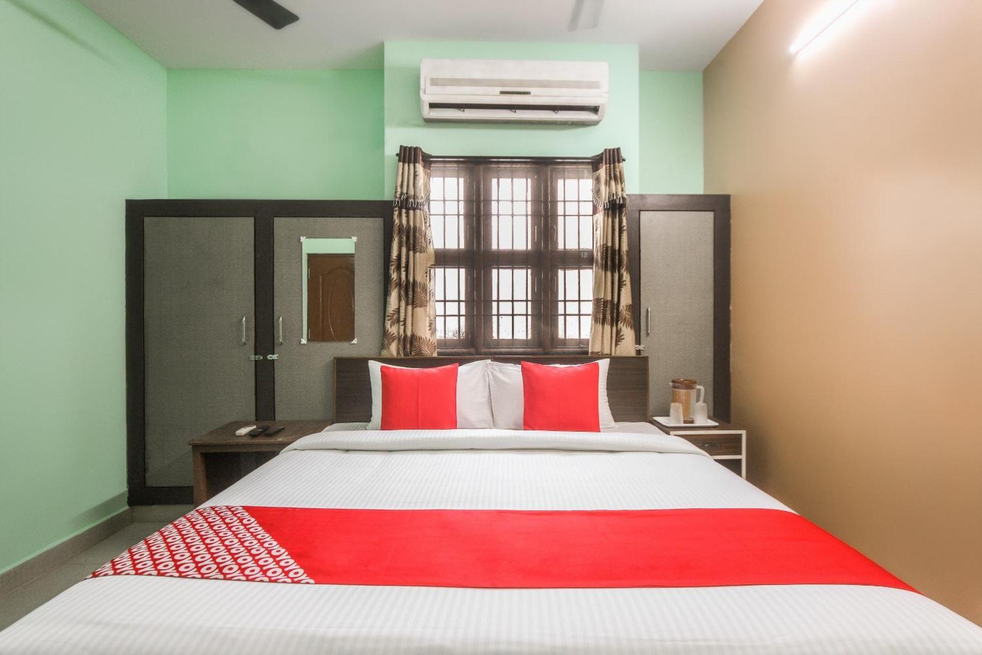Oyo Modern Guest House Chennai Exterior photo
